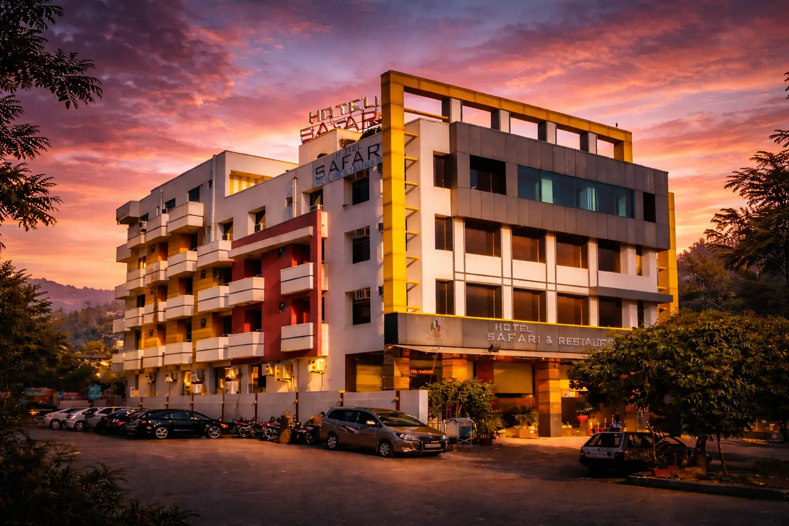 Hotel Safari Master Bedroom