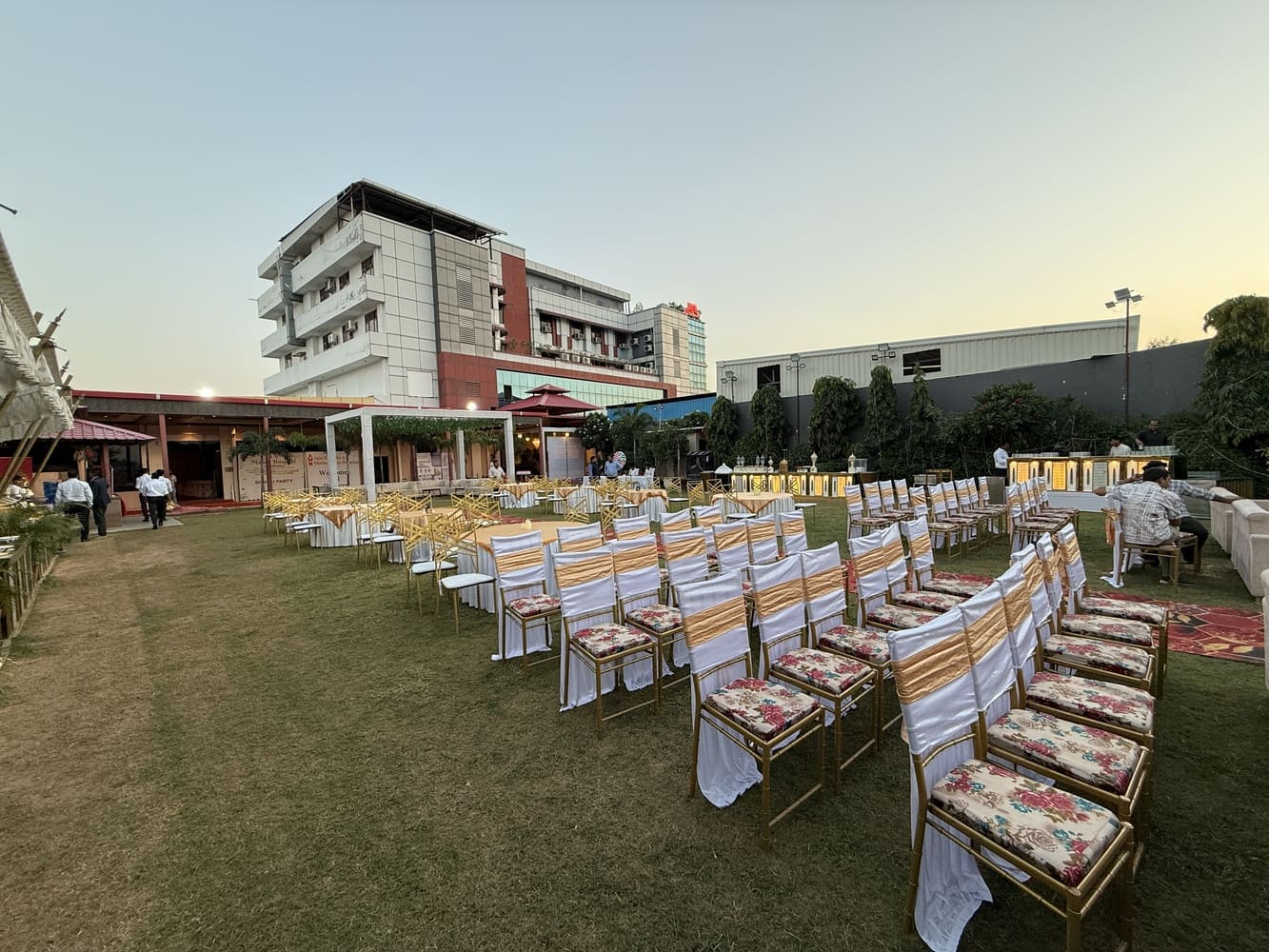 Kundan Banquet & Garden