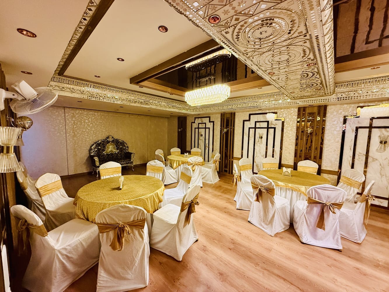 Sheesh Mahal Banquet Hall